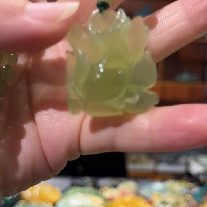 未镶嵌岫玉毛衣链