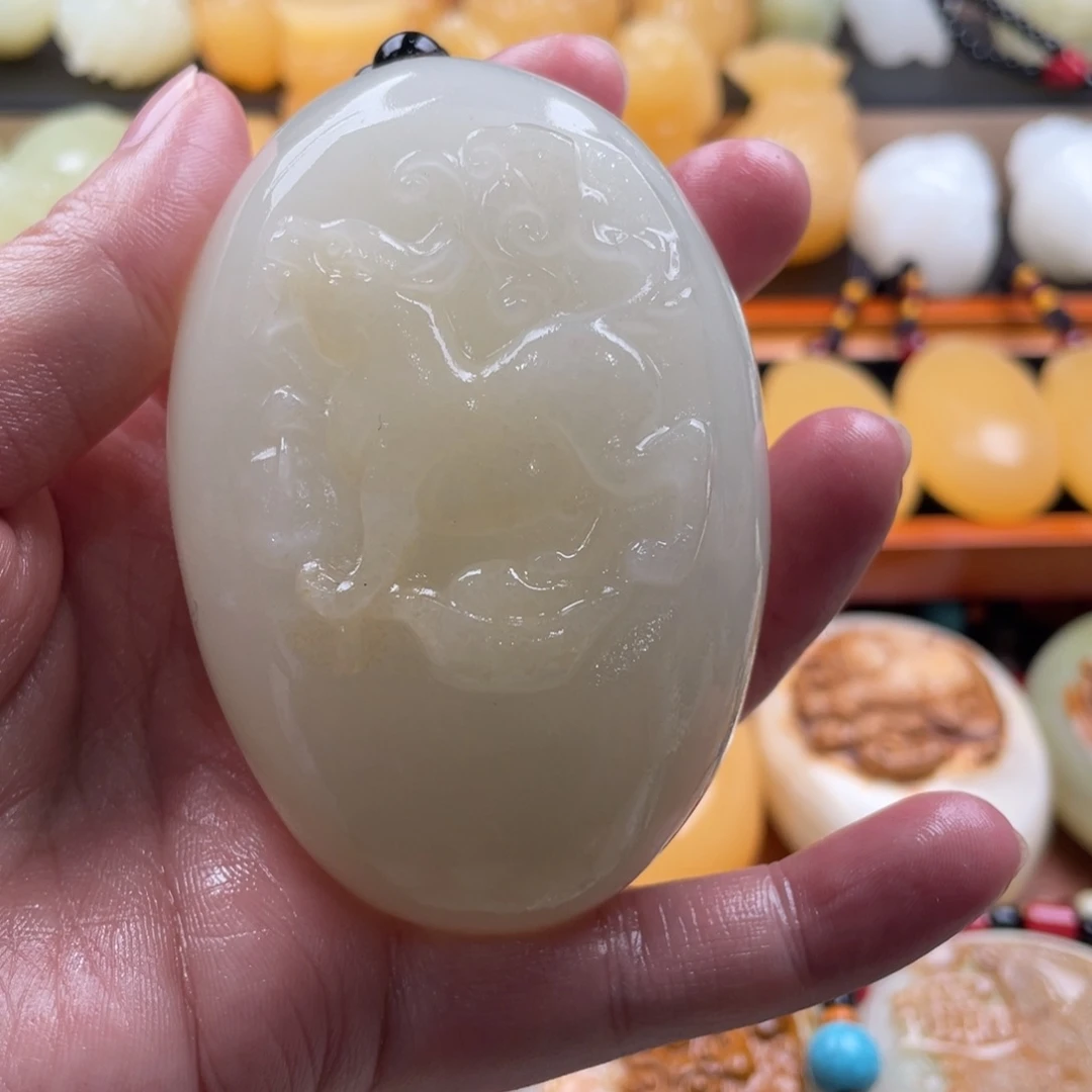 雨***野石材天然古青石手把件