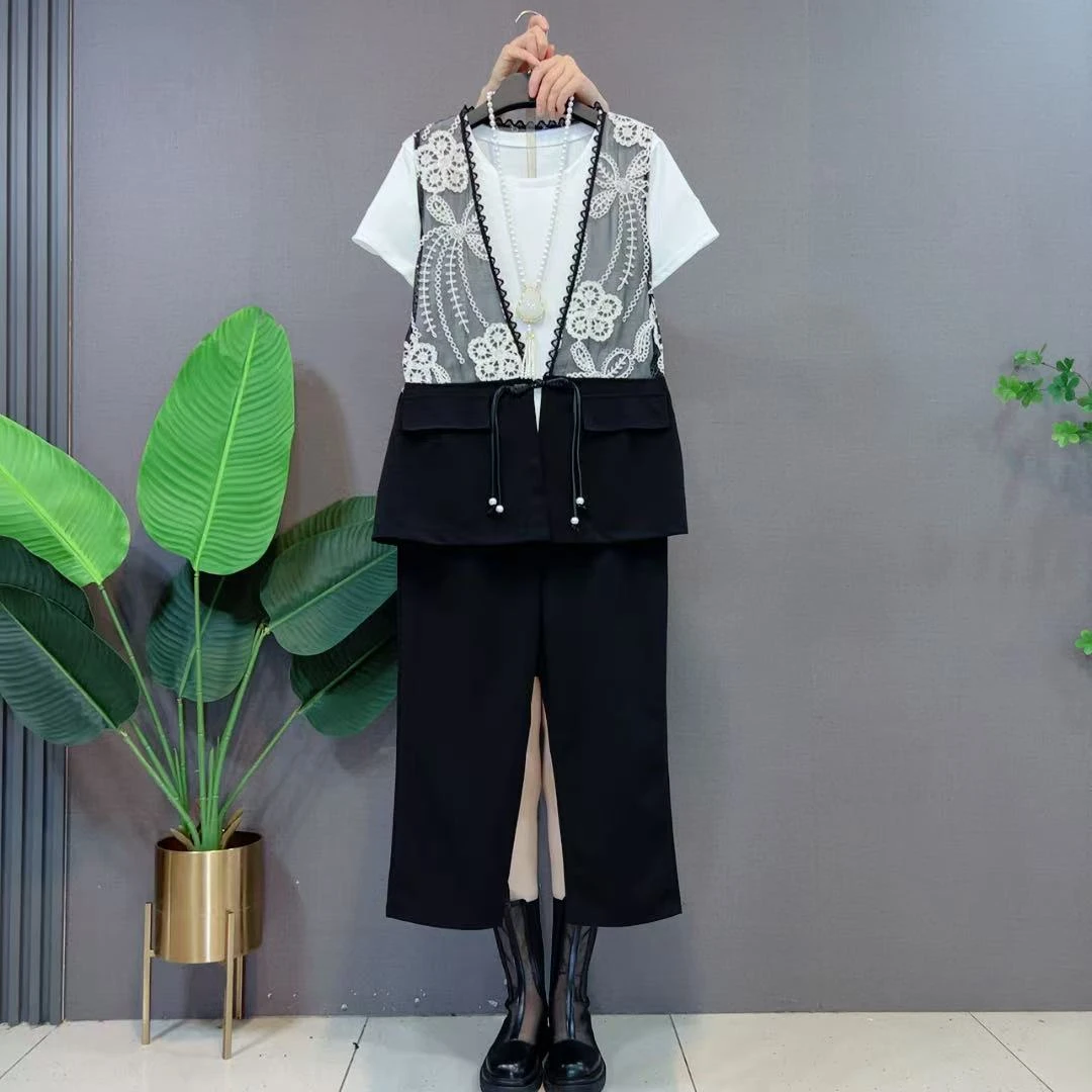 欧货蕾丝花朵拼接马甲件t恤韩版宽松裤设计感洋气国风盘扣三件套