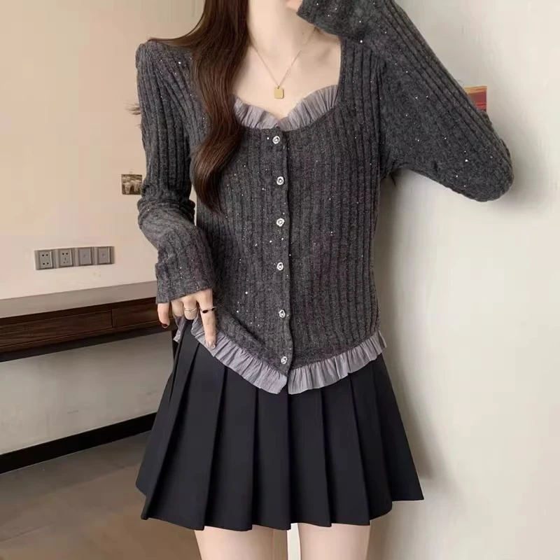 拉夏贝尔时尚长袖针织衫女2025秋季新款法式木耳边方领亮丝打底衫