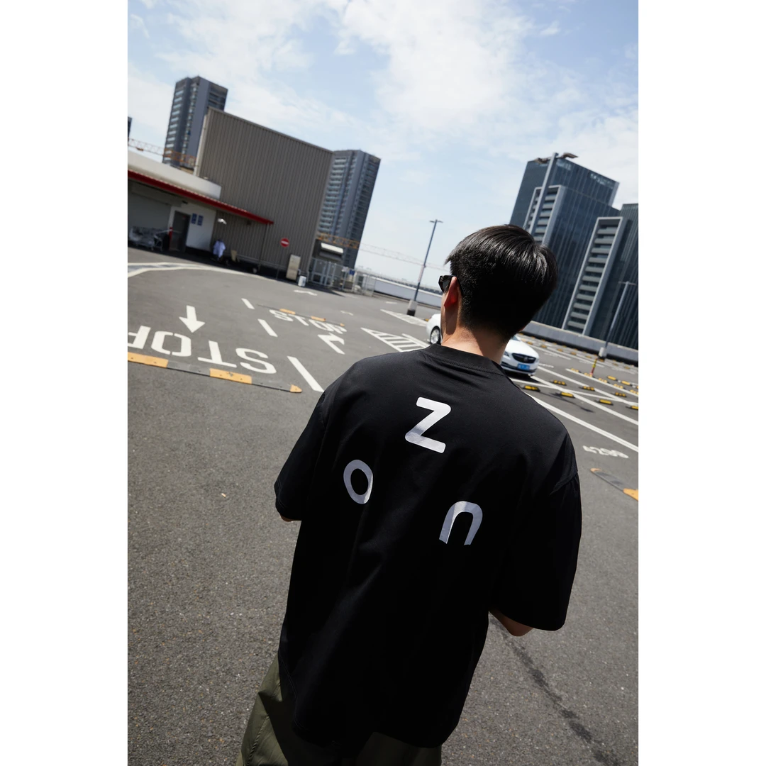 Zone11夏2025「」印花运动短袖T恤潮流速干抗菌吸湿情侣休闲ZT044