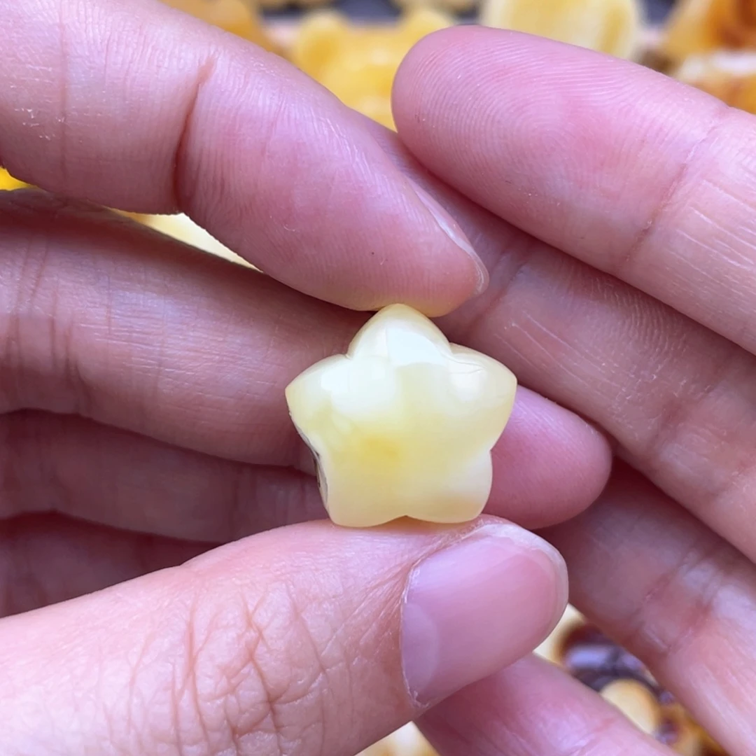 未镶嵌琥珀裸石蜜蜡