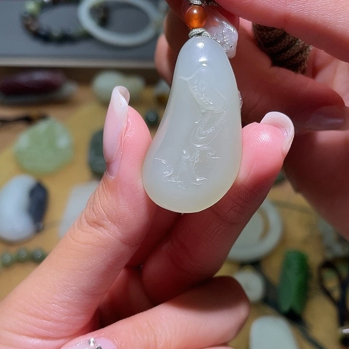 和田玉未镶嵌颈饰