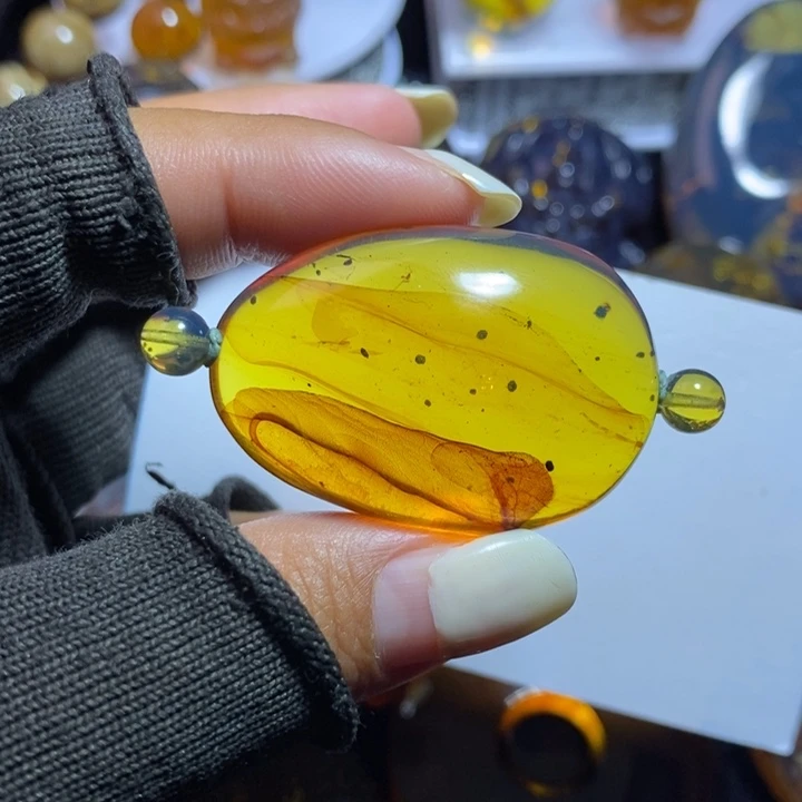 E***辰琥珀未镶嵌裸石珀