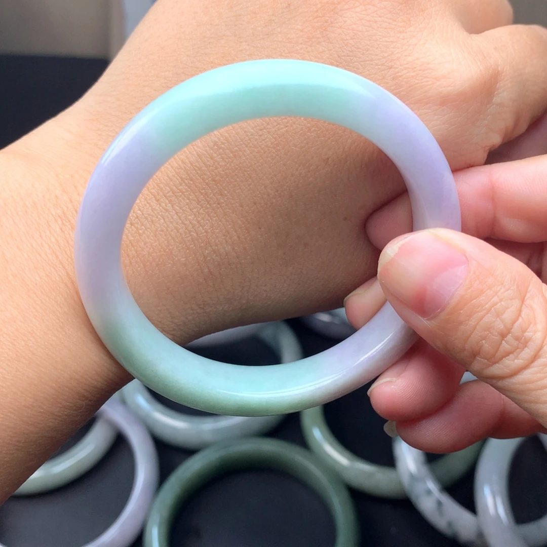 定制翡翠未镶嵌手镯51