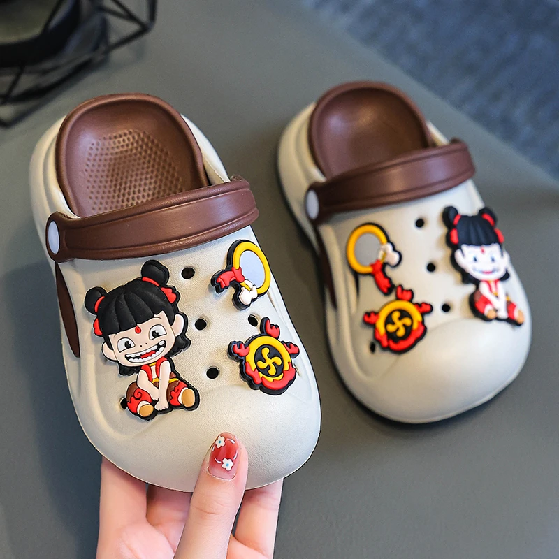 哪吒洞洞鞋男童夏新款卡通软底室内中小童外穿沙滩鞋拖鞋儿童