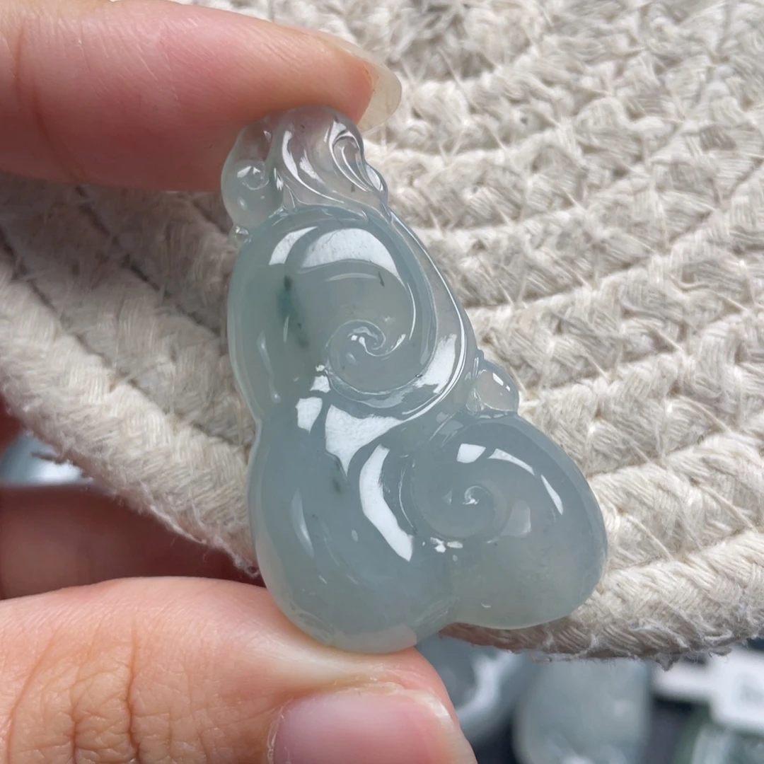 翡翠未镶嵌颈饰天然A货缅甸翡翠