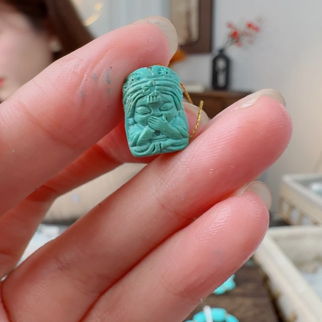 绿松石未镶嵌挂件