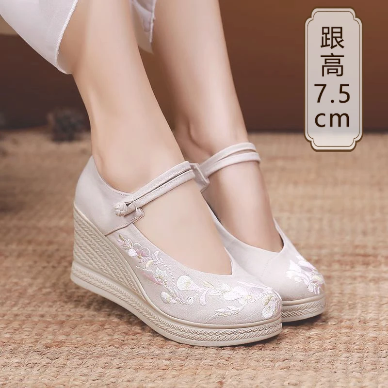 老北京布鞋女民族风绣花鞋坡跟古装汉服鞋厚底增高古风旗袍茶服鞋