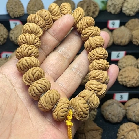 【闪购商品】文玩核桃把件柳叶龙20尺