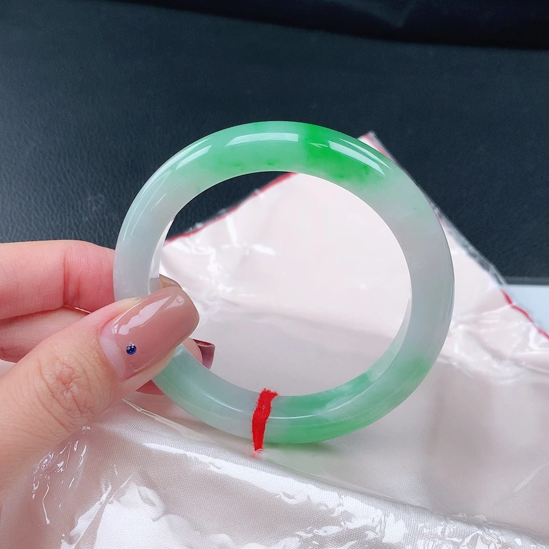 未镶嵌手镯翡翠521