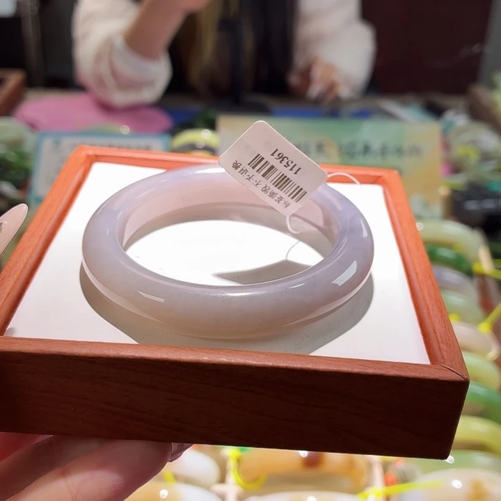 和田玉未镶嵌手镯52.0。16