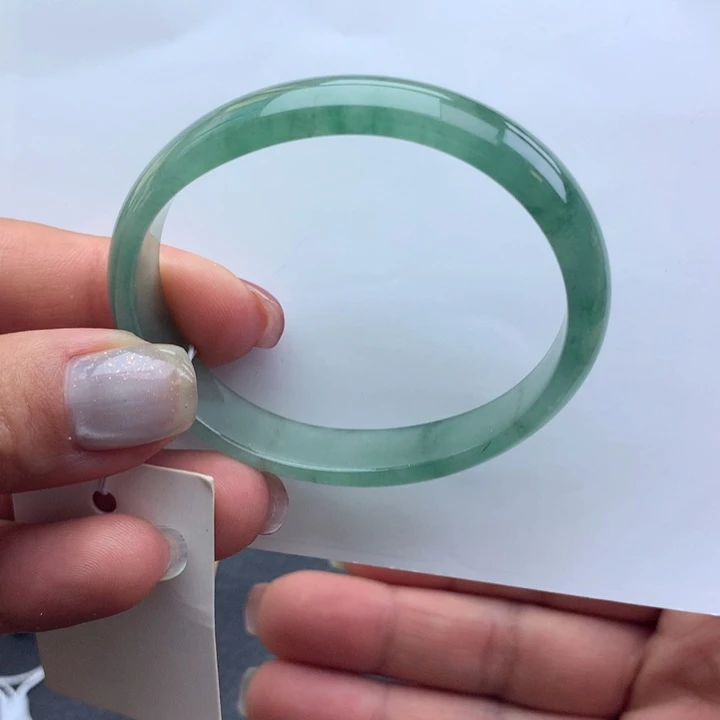 翡翠未镶嵌手镯天然翡翠贵妃手镯