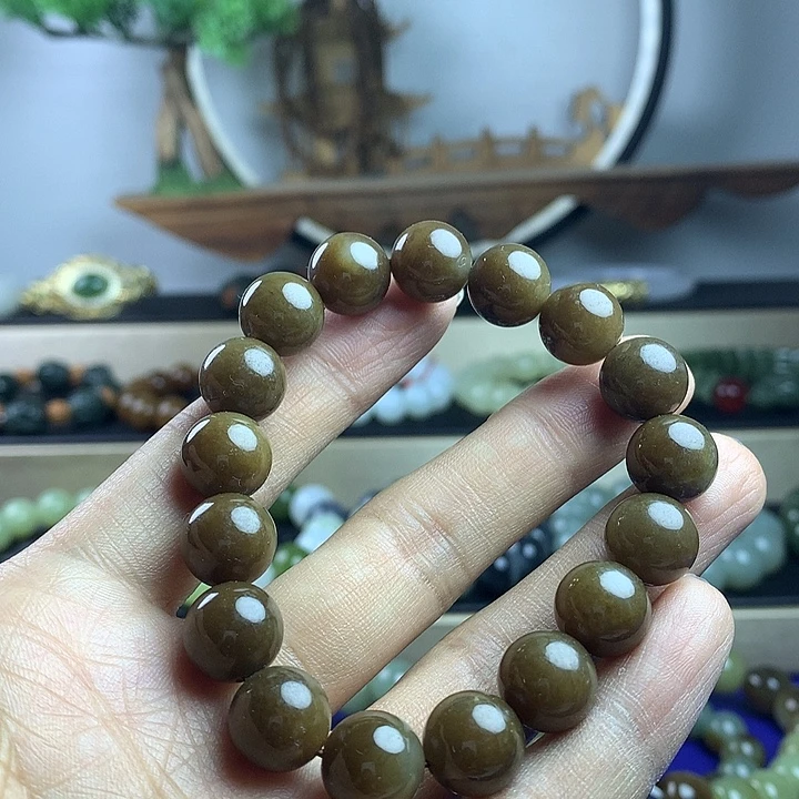 和田玉未镶嵌手串