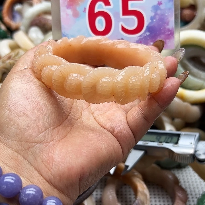 未镶嵌手镯石英岩玉