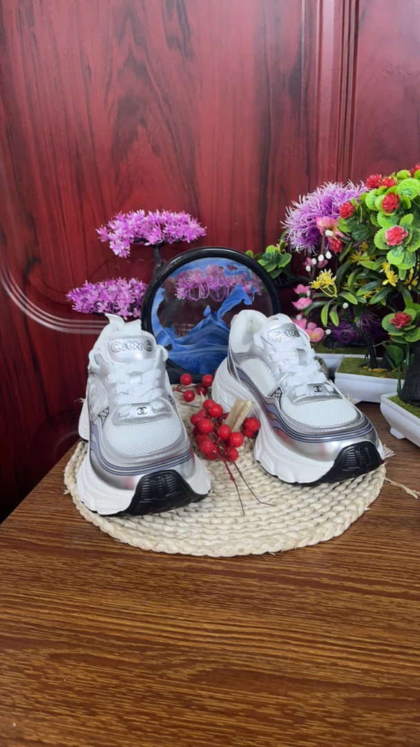 缘缘圆头网面透气女鞋9981