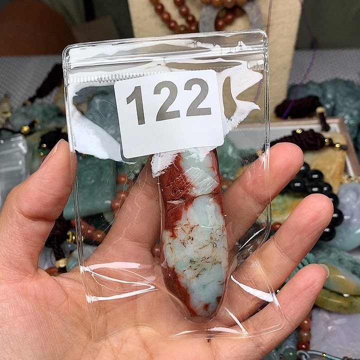 翡翠未镶嵌颈饰拾****石翡翠