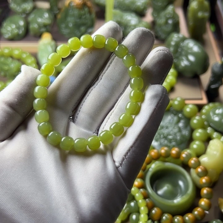 判***官岫岩老玉（透闪石质玉）未镶嵌挂件