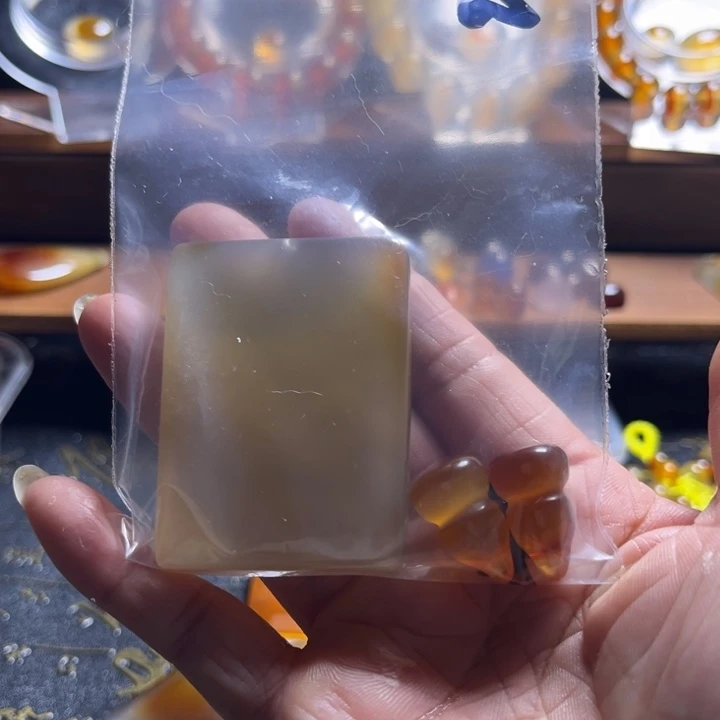 灵***灵玛瑙/玉髓合金颈饰