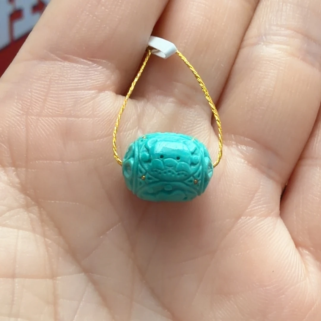 绿松石未镶嵌颈饰