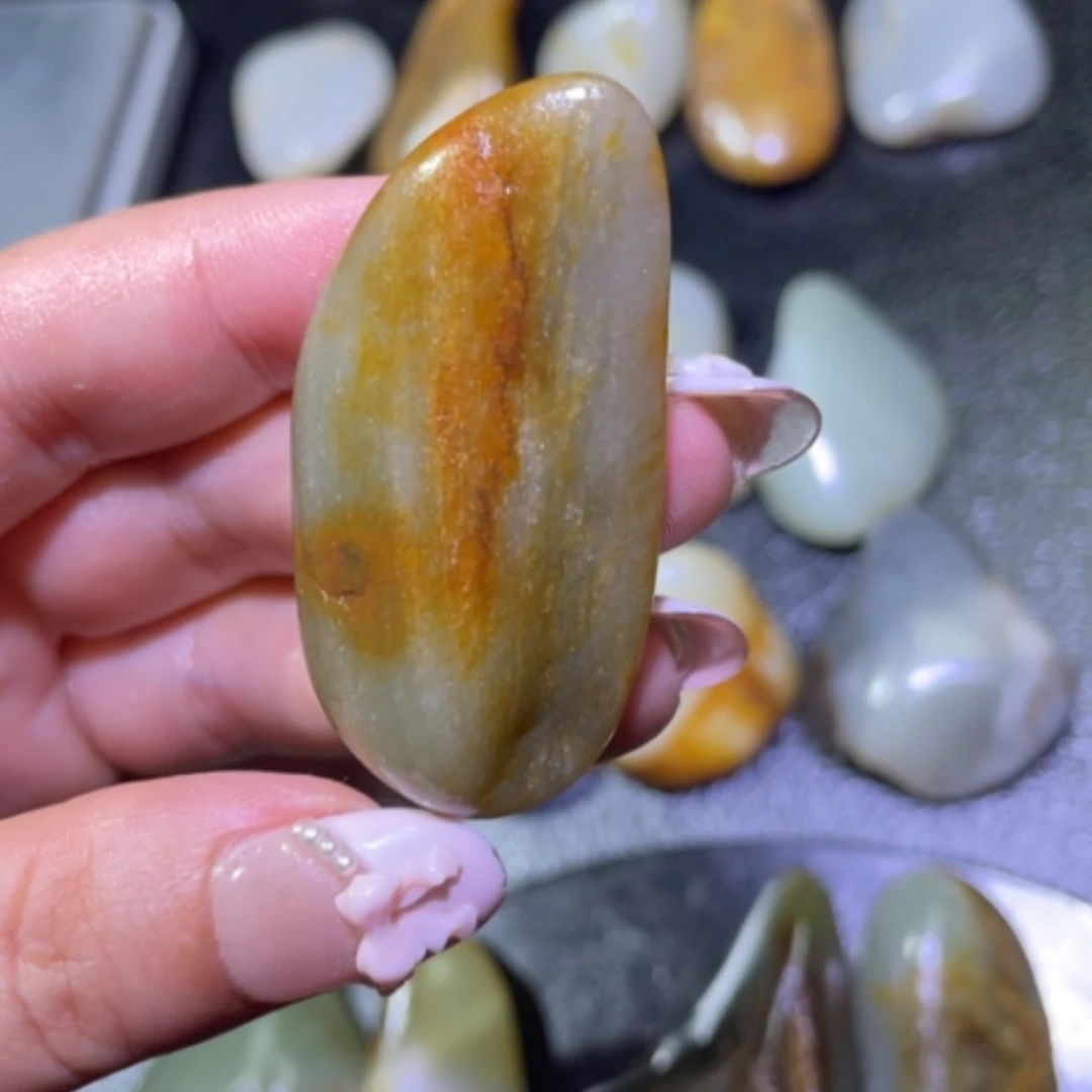 【闪购商品】颈饰未镶嵌和田玉