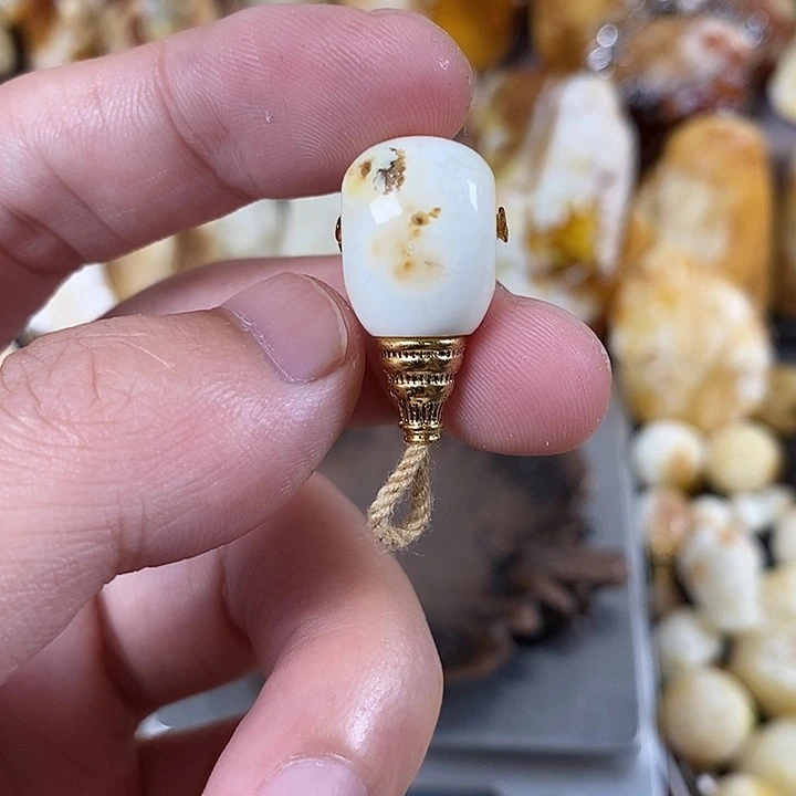 裸石琥珀未镶嵌我