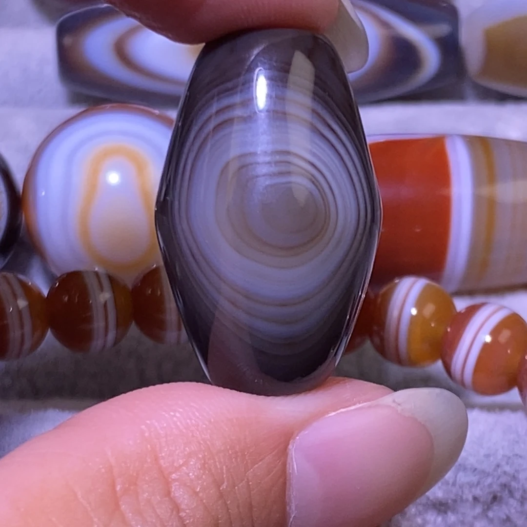 未镶嵌颈饰玛瑙/玉髓