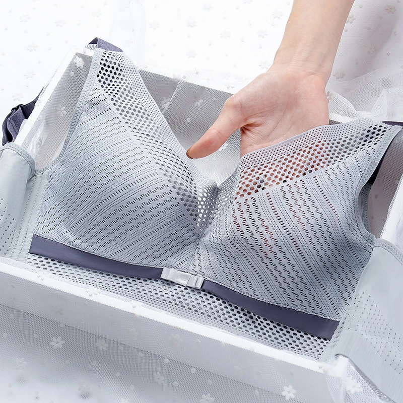 全罩杯大胸显小薄款大码内衣女无钢圈聚拢上托收副乳调整型文胸罩