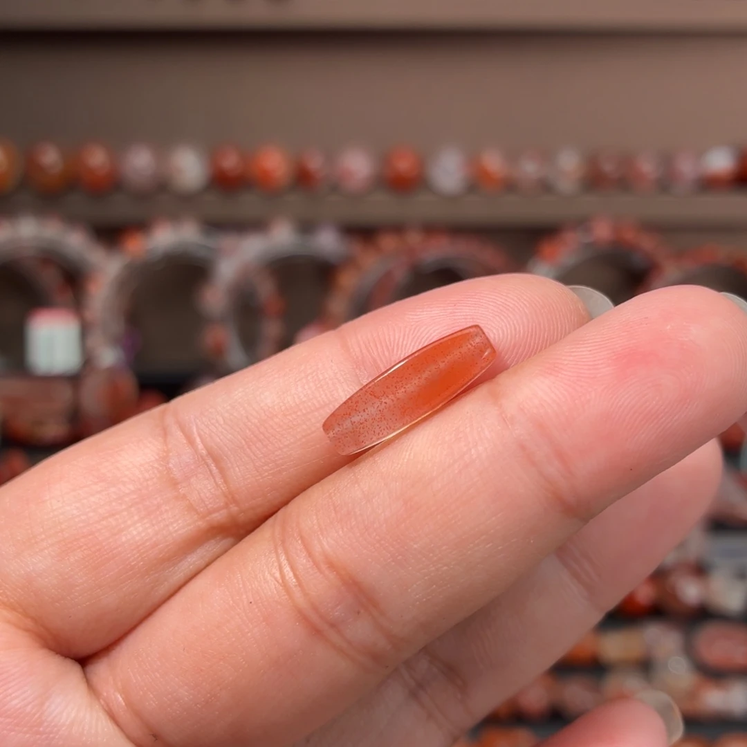 未镶嵌川料南红玛瑙勒子