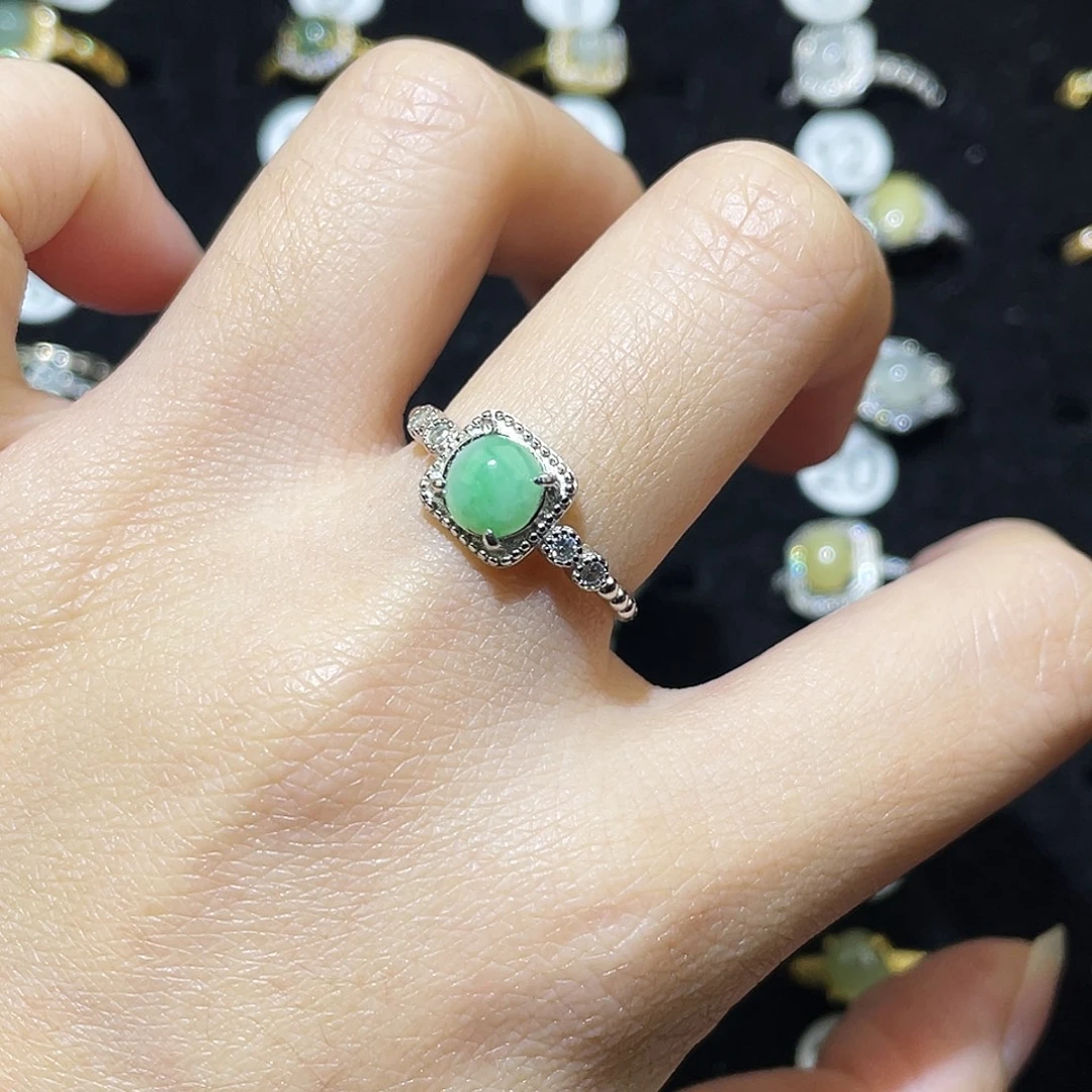 翡翠未镶嵌戒指戒指