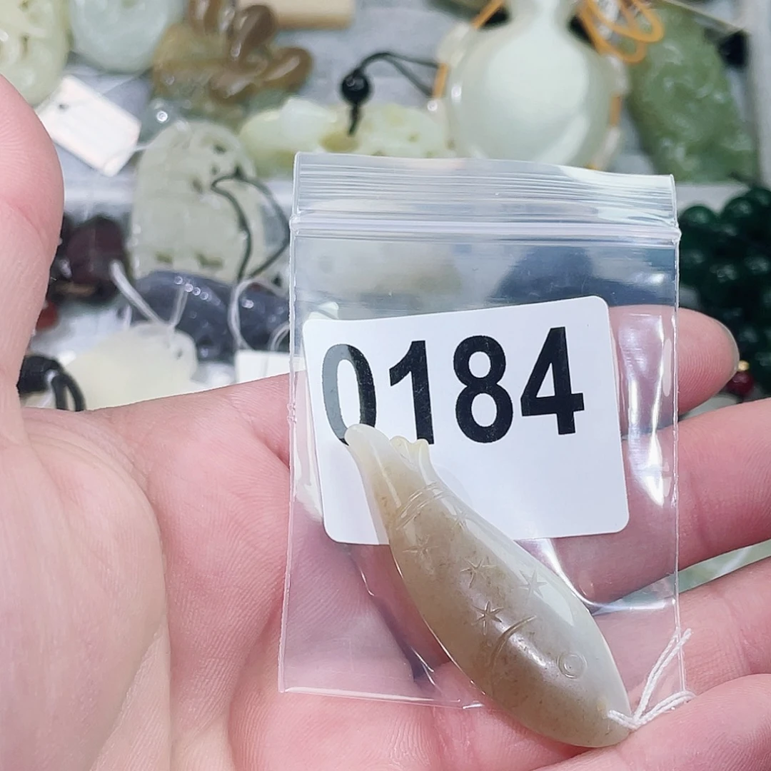 和田玉车挂未镶嵌