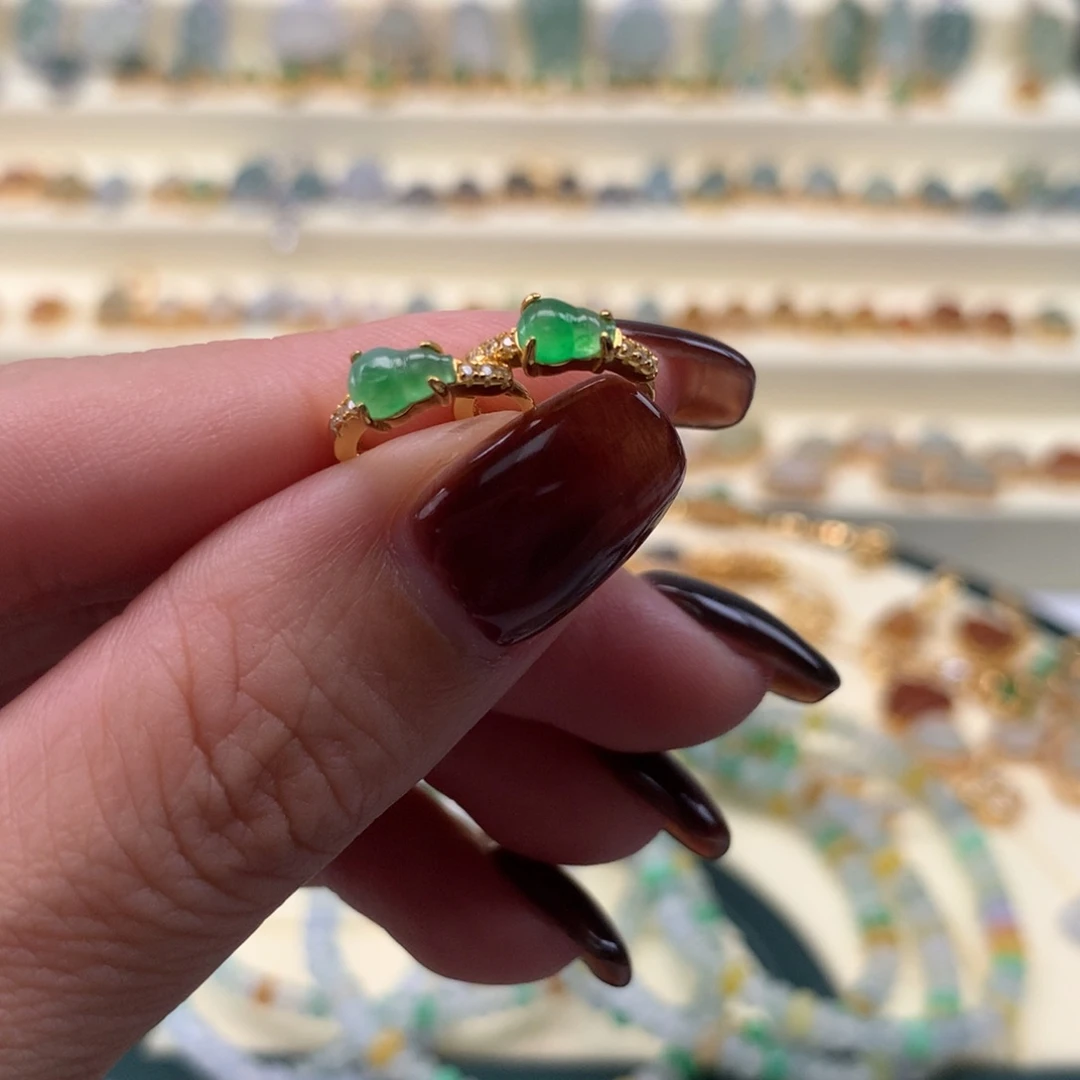 翡翠银S925镶嵌颈饰耳包