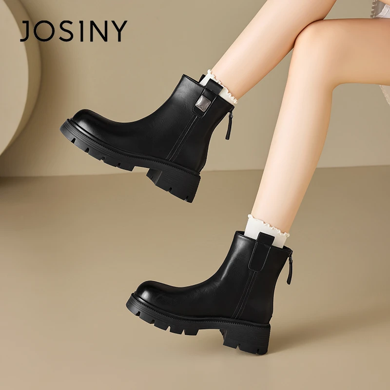 卓诗尼英伦风马丁靴2025超火的靴子厚底小个子显高短靴502A64854