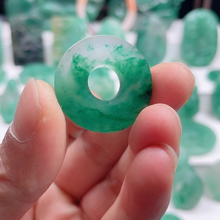 石英质玉手链未镶嵌