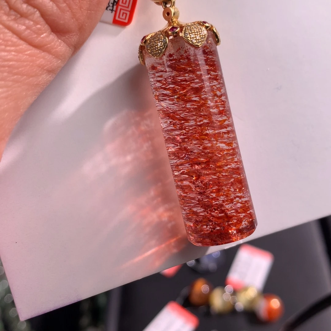 18K金镶嵌手链水晶吊坠