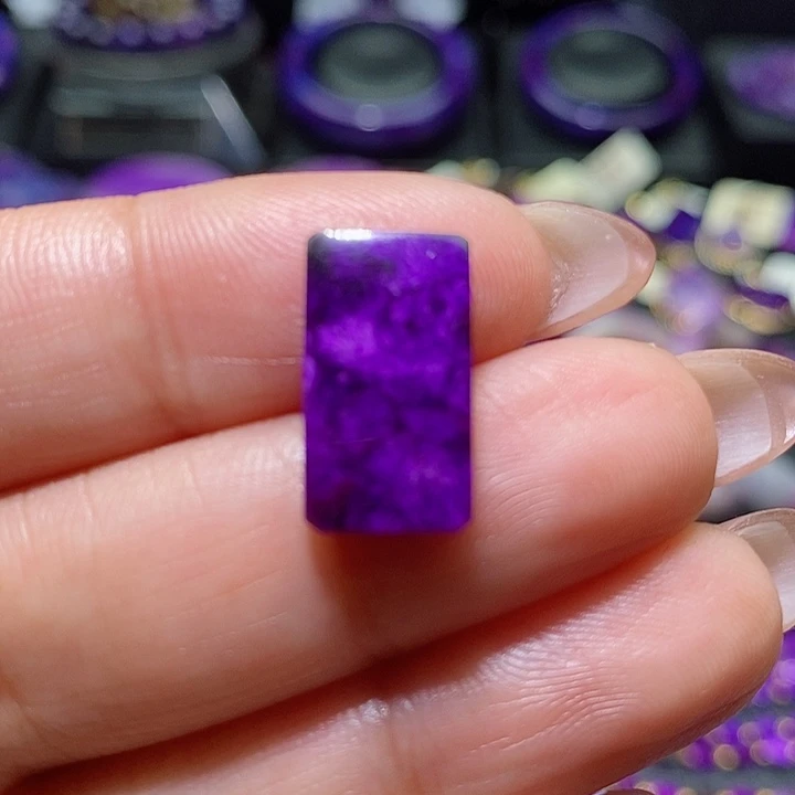 苏纪石（舒俱来）裸石未镶嵌?****～