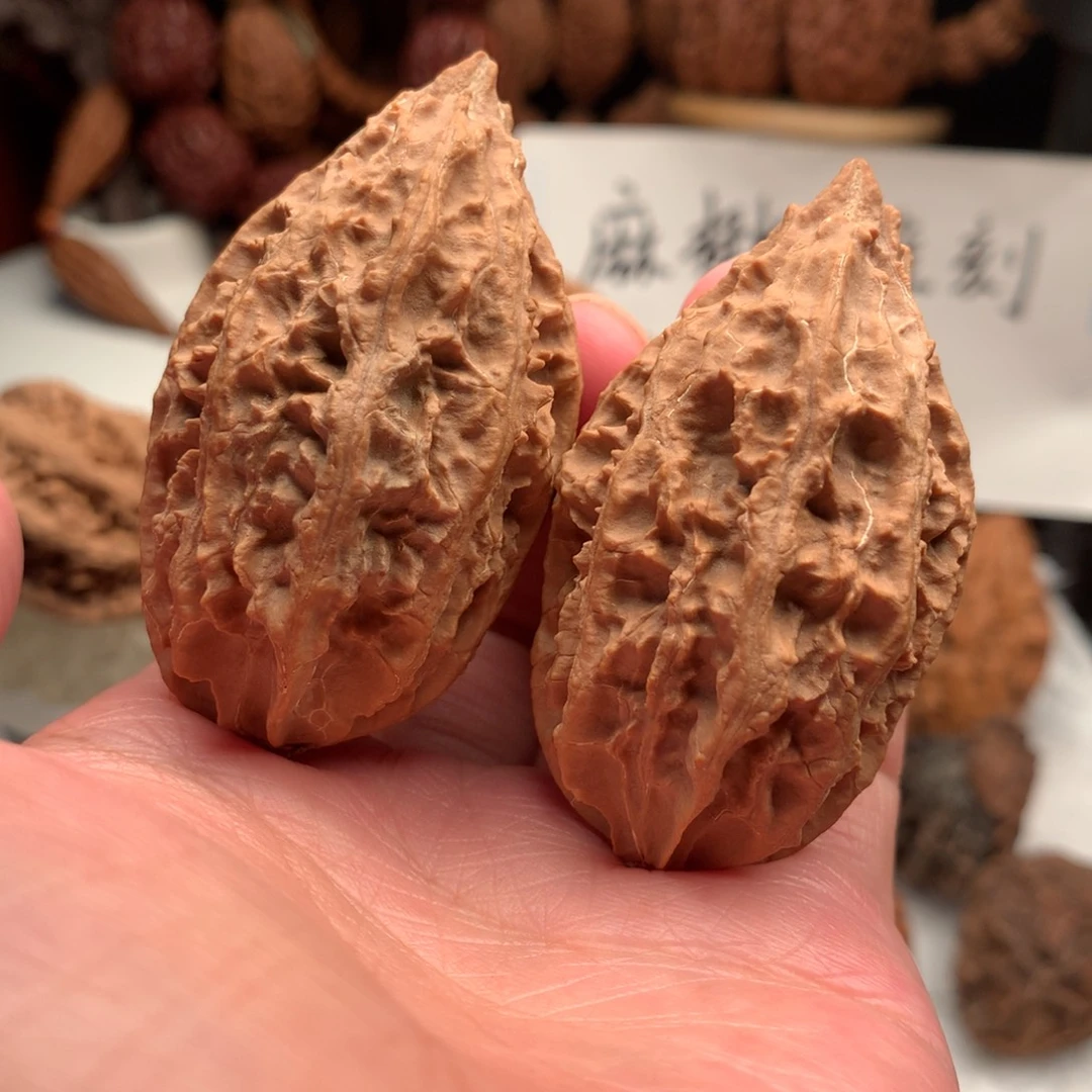 文玩核桃吊坠小武核桃2