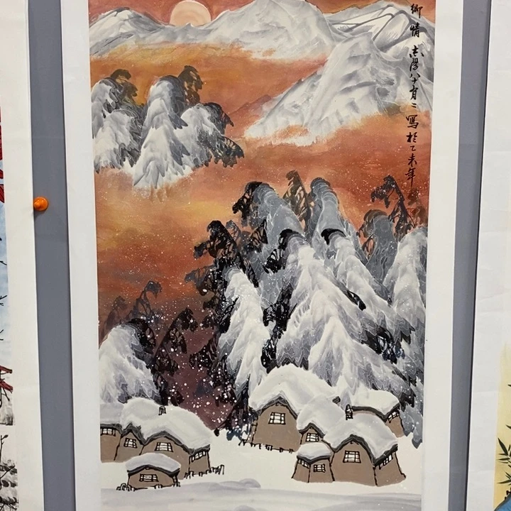 手绘作品等多种形式进行