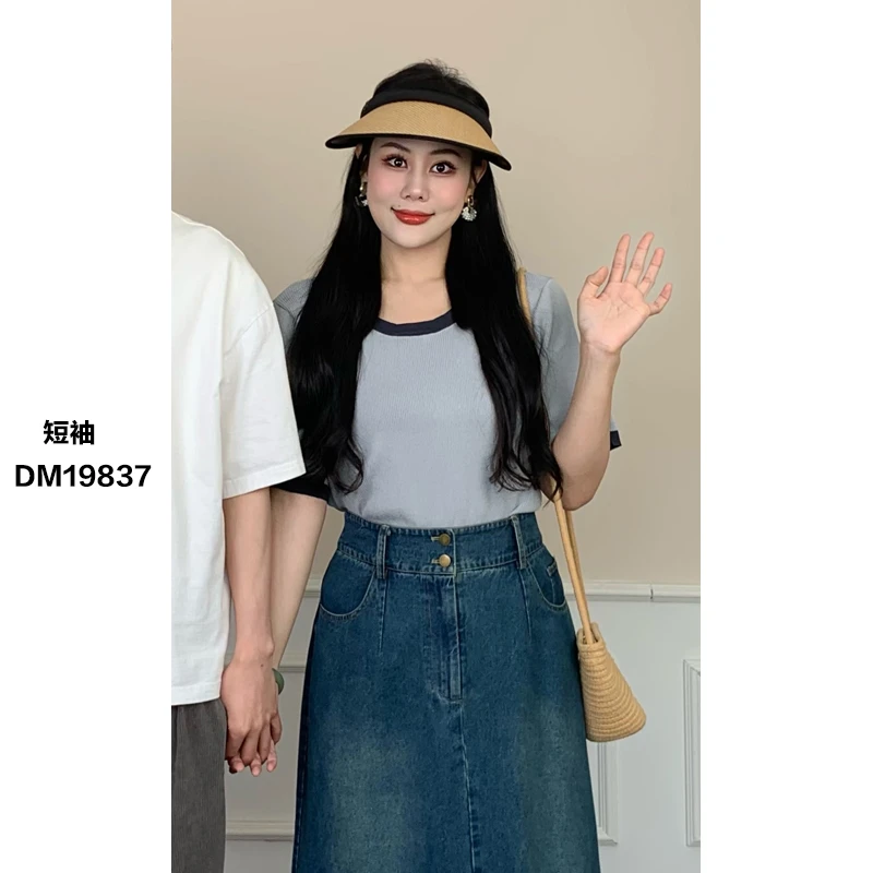 夹心糖】撞色拼接经典撞色大码女装微胖mm针织短袖T恤上衣DM19837