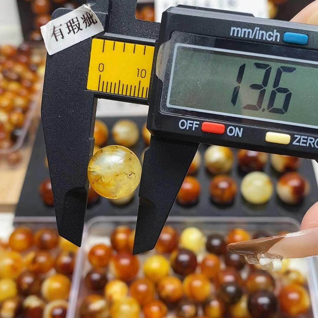 虫珀未镶嵌裸石蜜蜡837