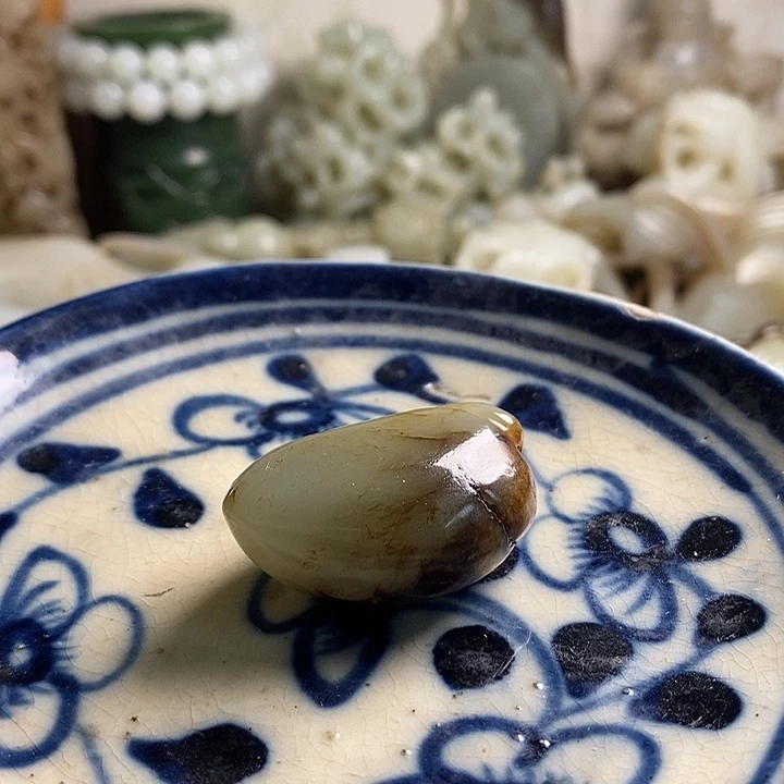 玉***堂瓷片工艺品瓷盘内挂坠