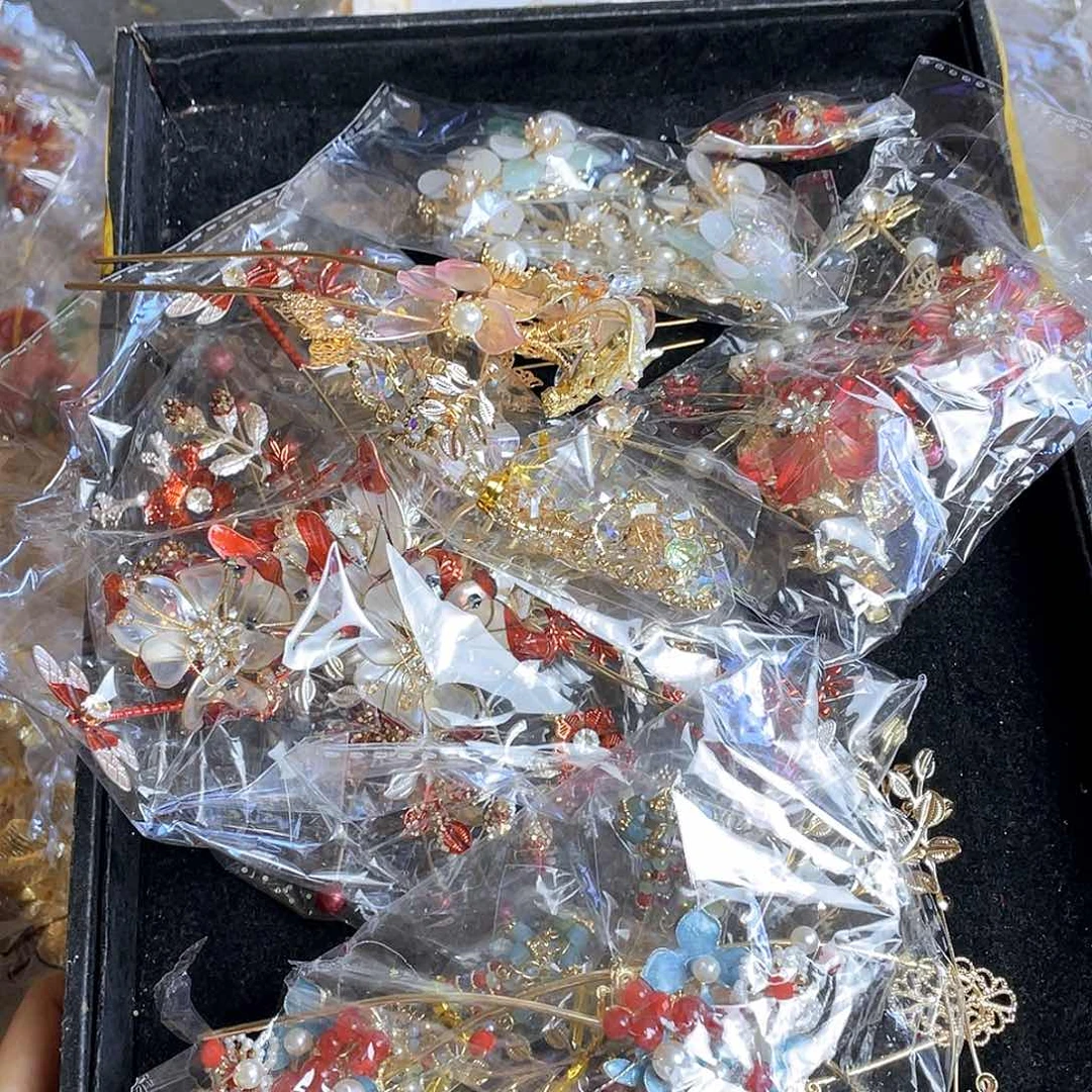 混合材质新娘头饰不退换不售后默认瑕疵