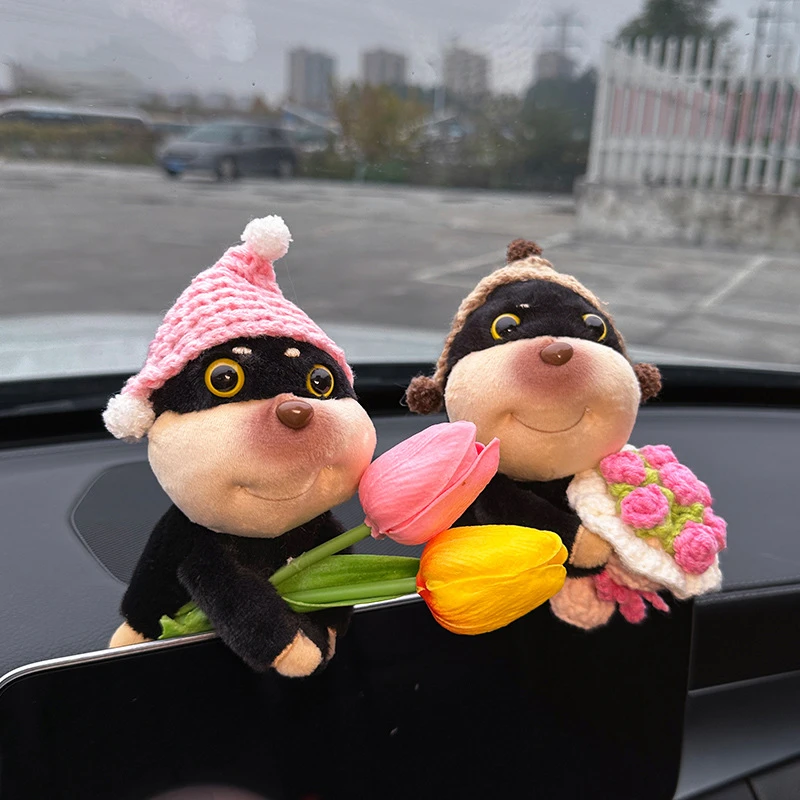 车载摆件可爱公仔蜜蜂狗汽车中控屏趴趴玩偶显示屏幕装饰车内饰品