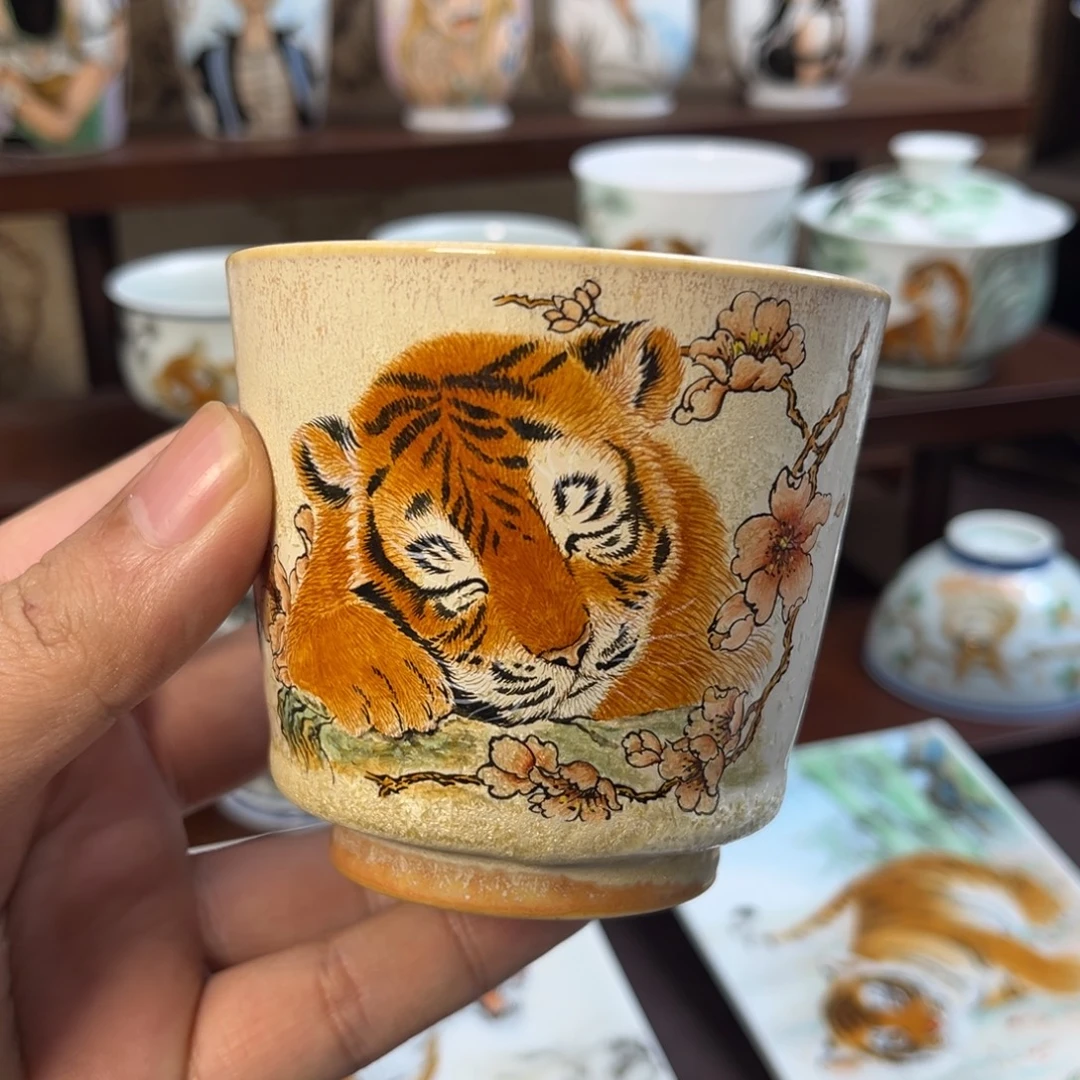 手绘老虎猪口杯子
