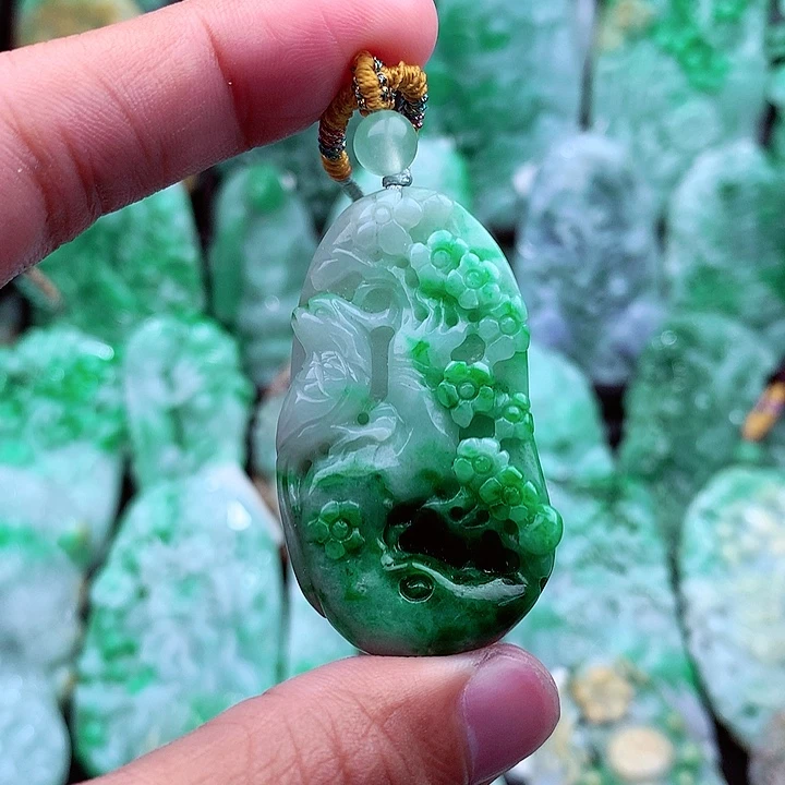 翡翠吊坠(不含链)未镶嵌