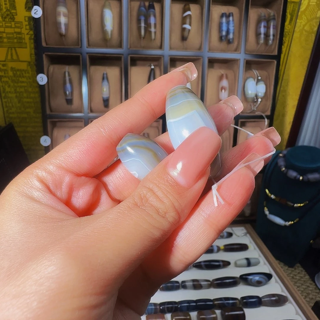合金颈饰玛瑙/玉髓?****康