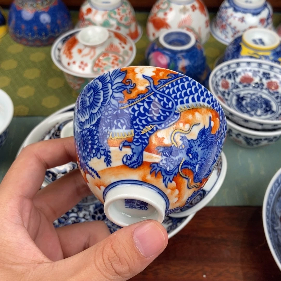 陶瓷的设计师是一个