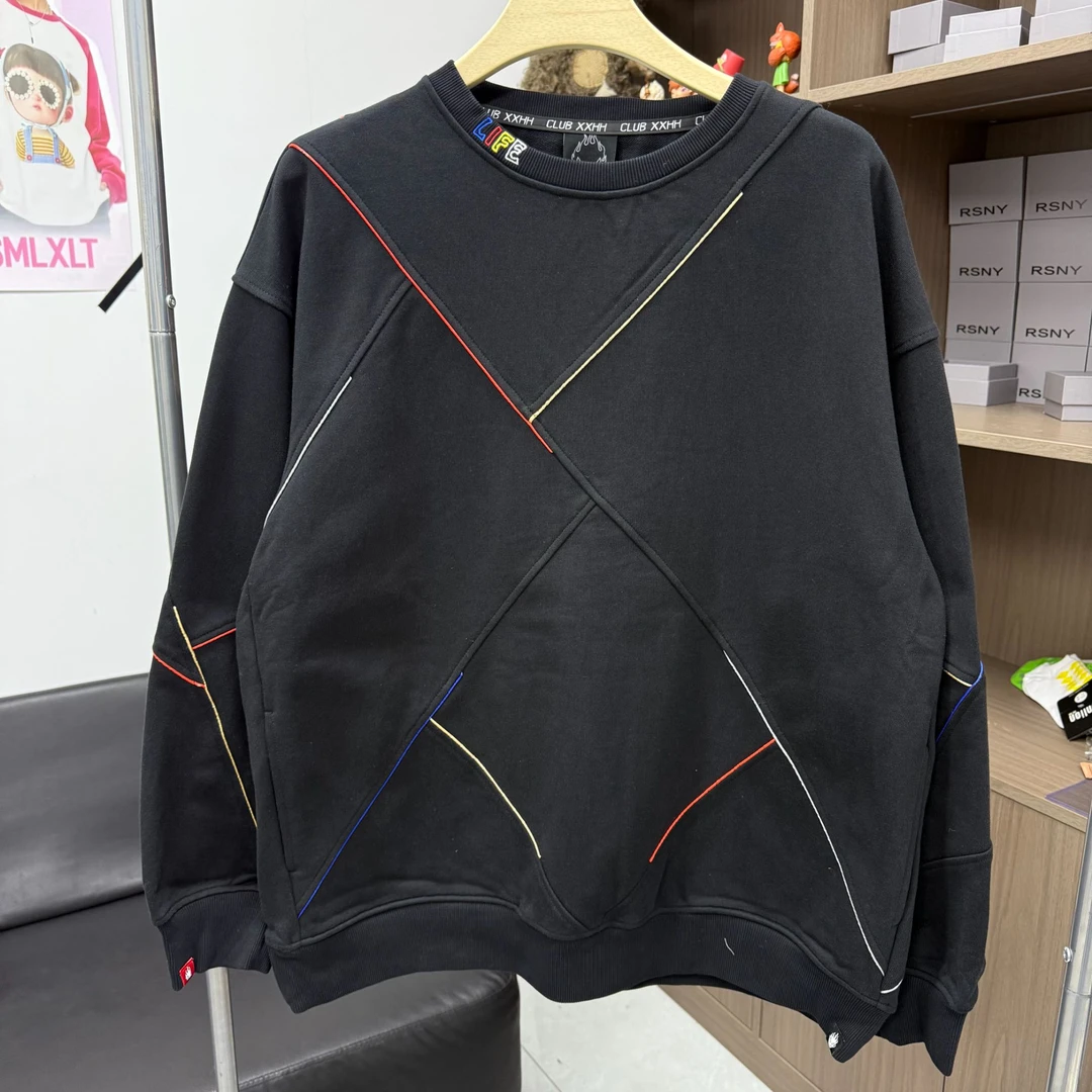 春秋男女同款重工彩线拼接卫衣DBCD0WY3512