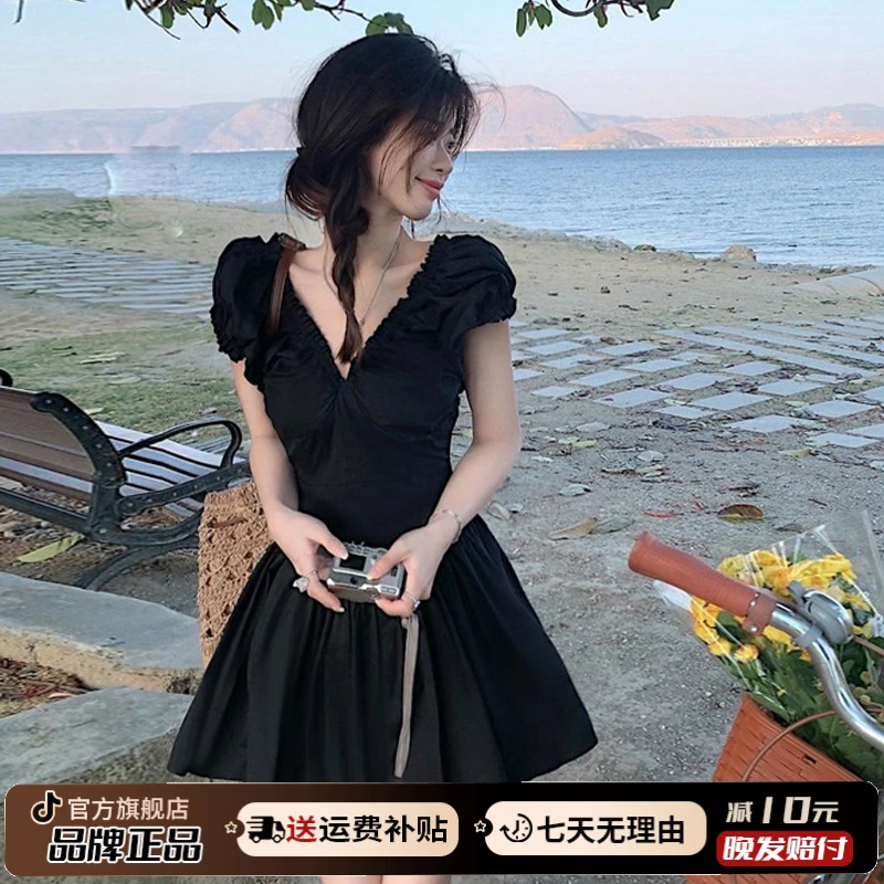 黑色小个子短袖连衣裙女夏季2025新款茶歇法式设计感绝美气质短裙