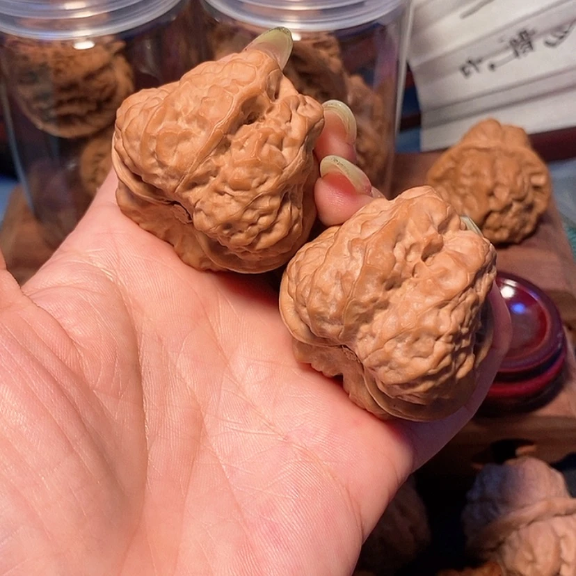 【闪购商品】把件文玩核桃行*核桃